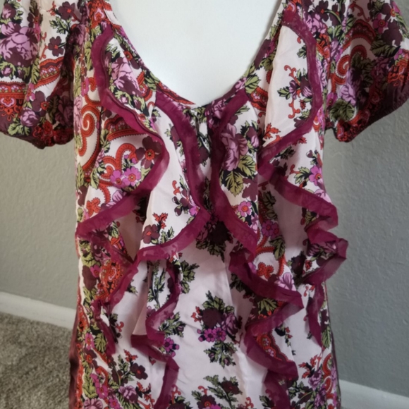 New Anthropologie Floral Ruffle Blouse Silk Ya-Da Boho V-Neck Top Small - Picture 4 of 8